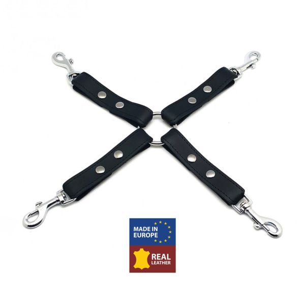 Conector Red Leather BDSM nudo con ganchos